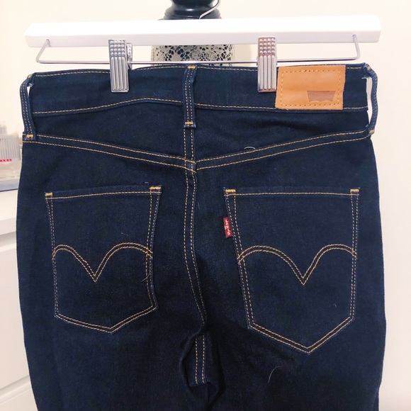 LEVI’S 721 High Rise Skinny Jeans, Size 25 - Picture 6 of 6